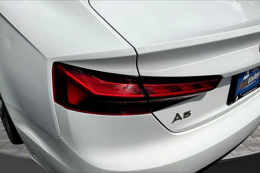 2025 Audi A5 Sportback 45 S line Premium quattro
