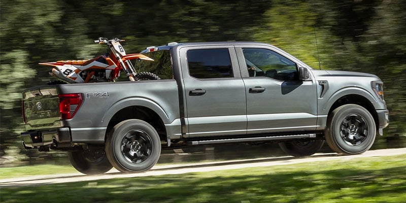 2024 Ford F-150 towing motorbike
